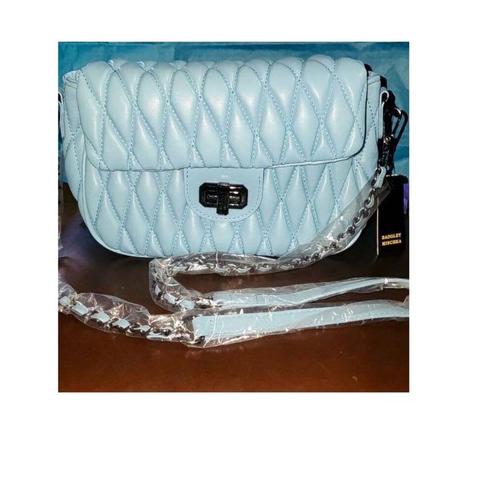 **NWT** Badgley Mischka Quilted Bag